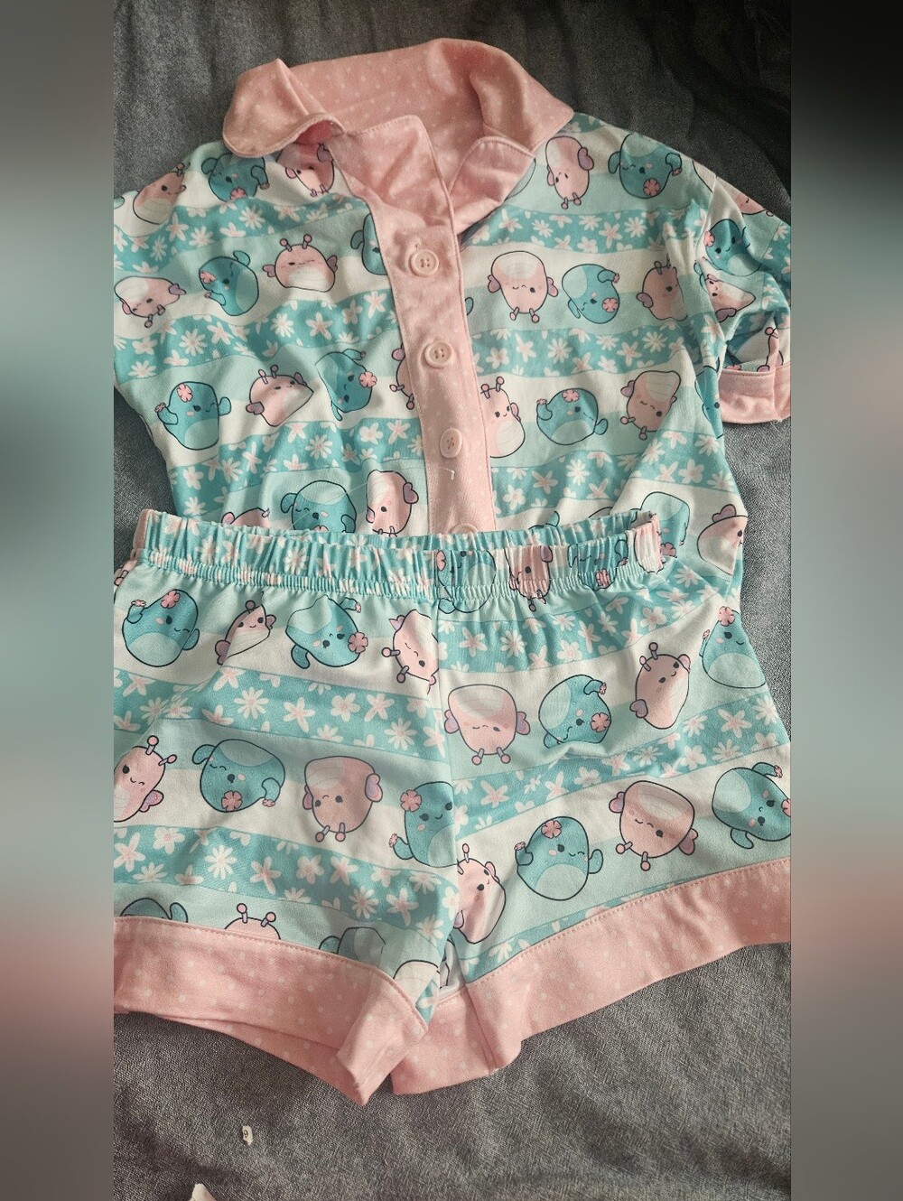 Girls' Squishmallows Button-Up Pajama Set